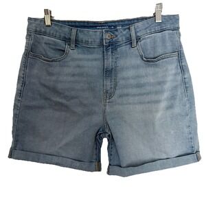 Old Navy High-Rise WOW Denim Shorts Size 14 Cuffed‎ Light Wash Summer Jeans